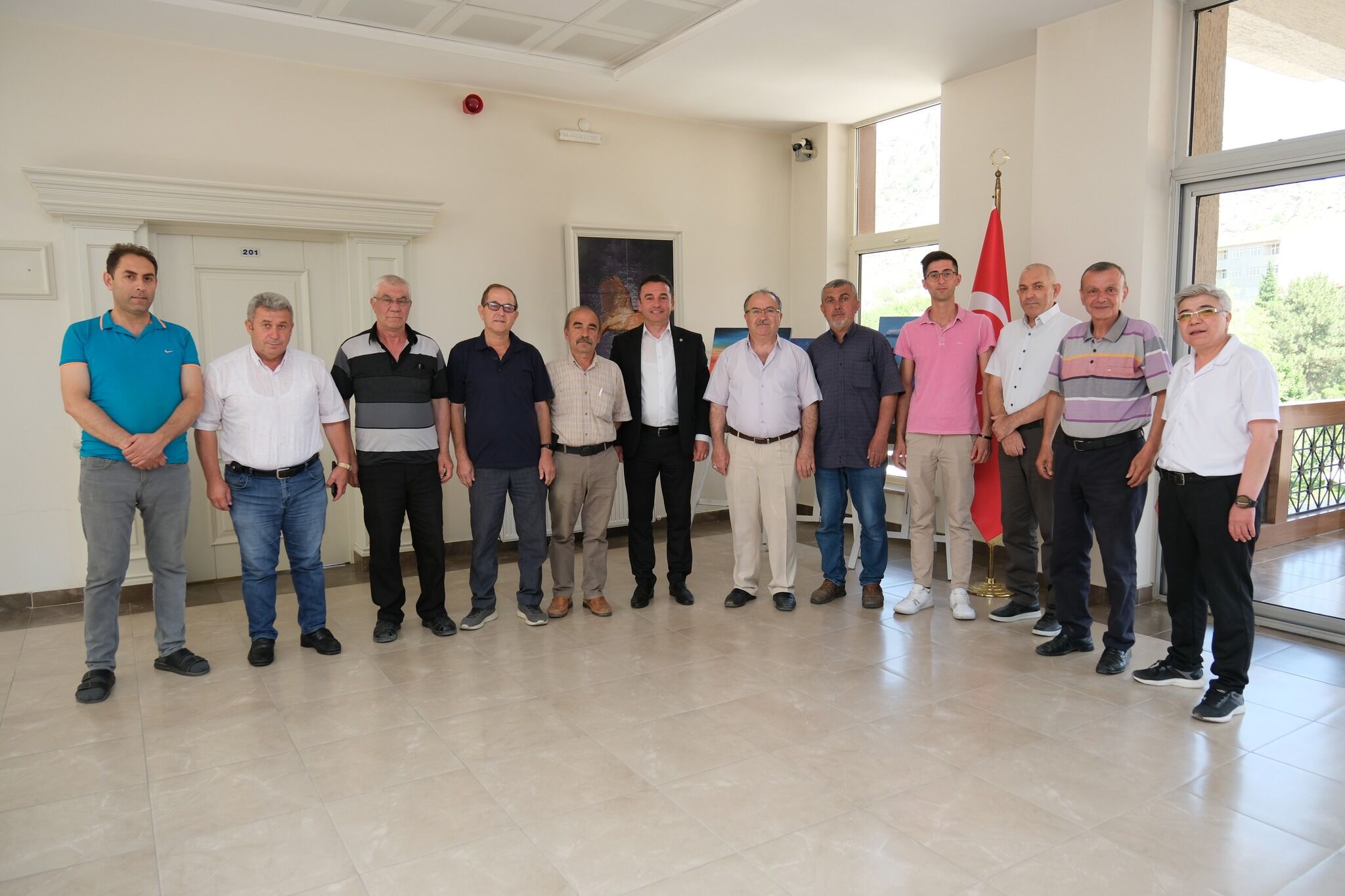 Merkez Mahalle Muhtarlarından Başkan Dökmeci’ye Ziyaret