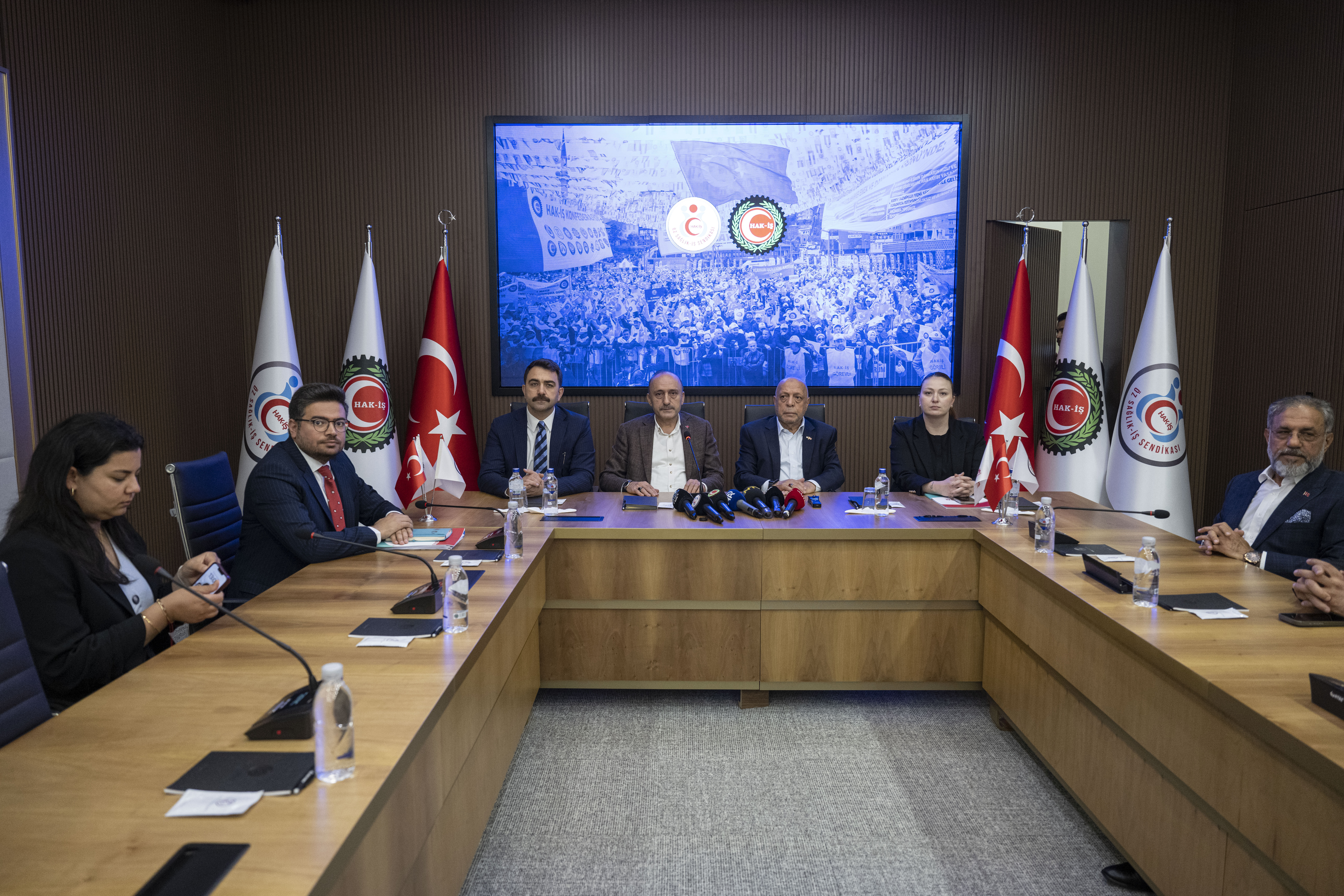 HAK-İŞ Genel Başkanı Arslan'dan kamu işçilerinin sözleşmesine ilişkin açıklama: