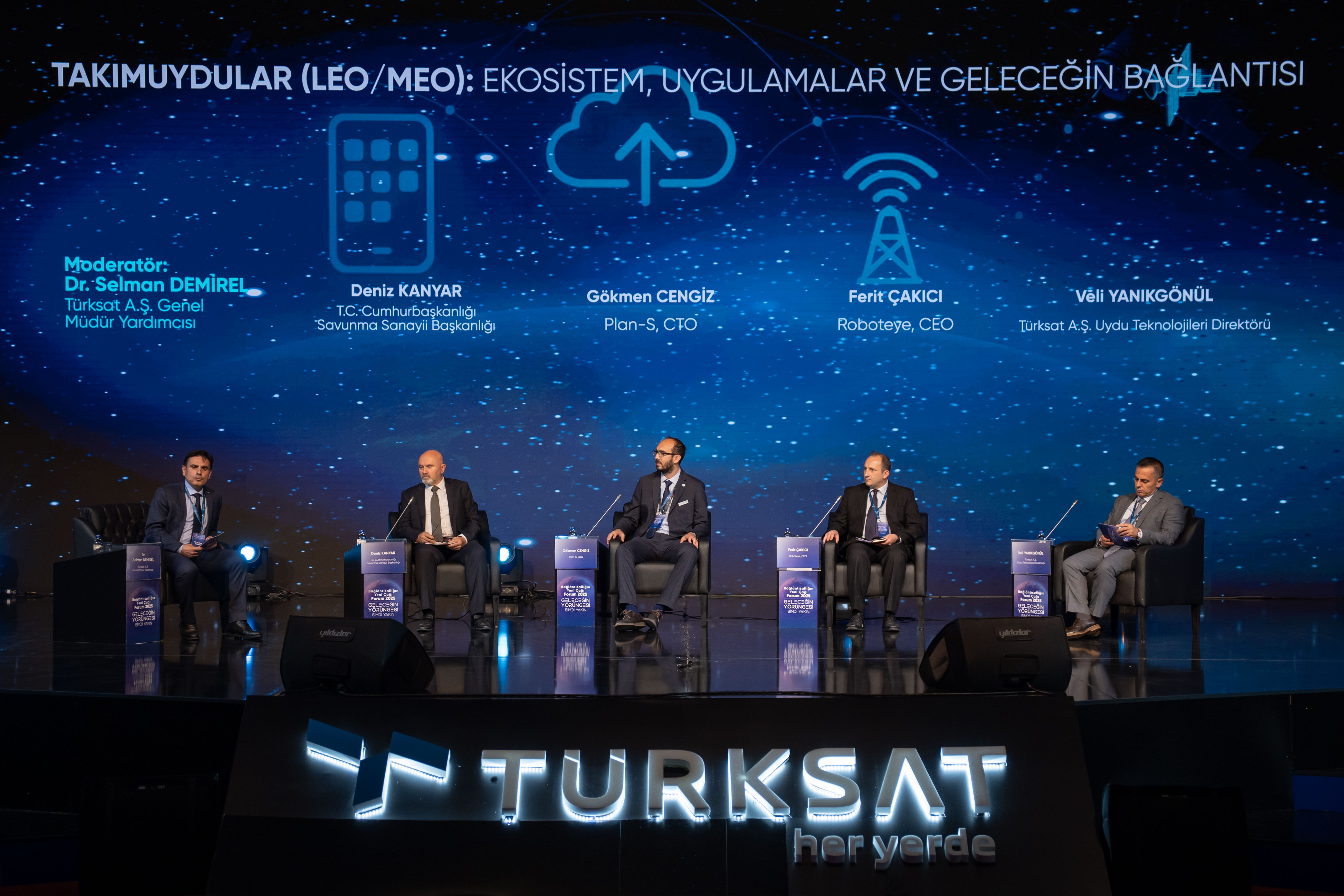 Takım uydulara ilişkin son gelişmeler 'Bağlantısallığın Yeni Çağı Forumu'nda ele alındı