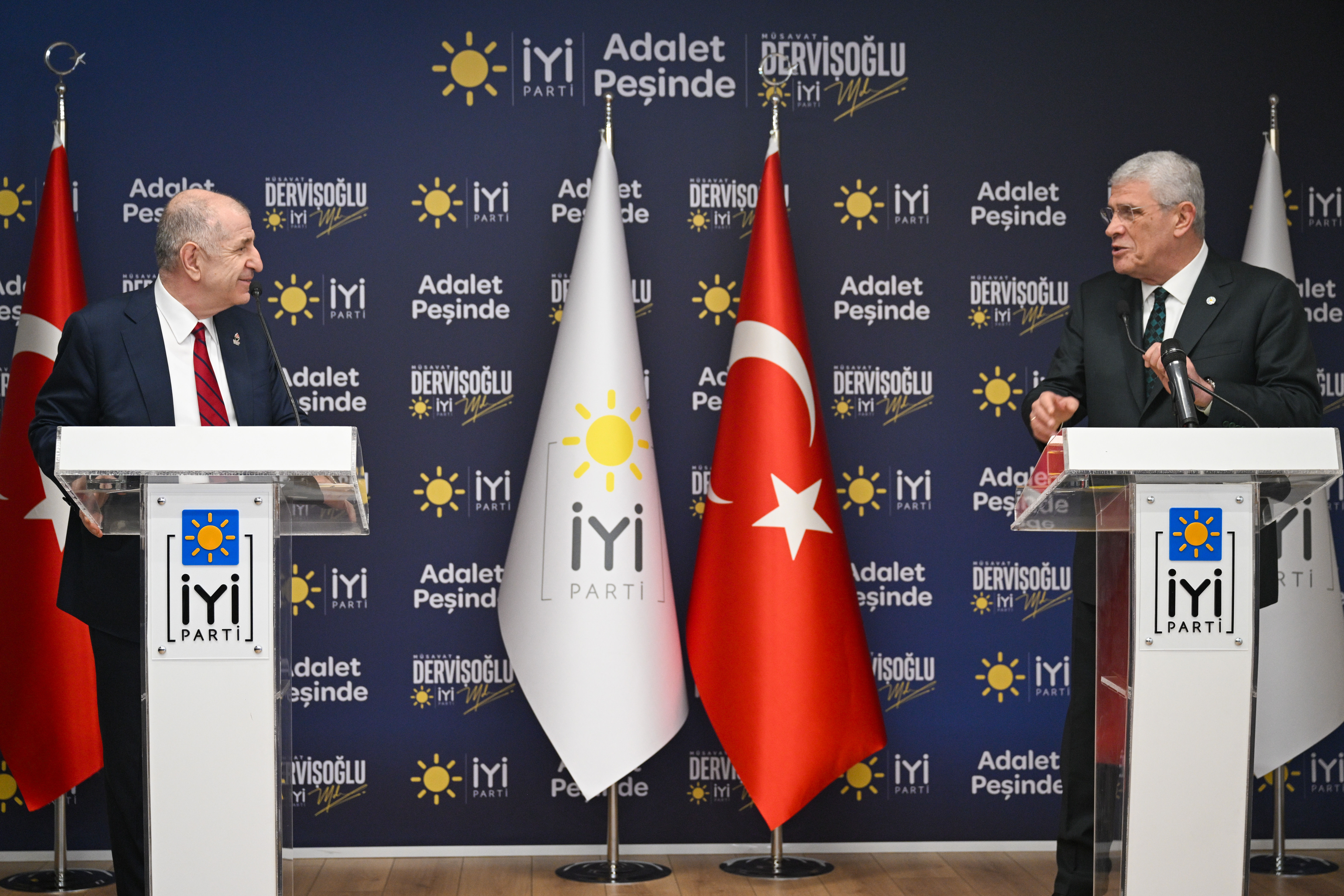 İYİ Parti Genel Başkanı Dervişoğlu, Zafer Partisi Genel Başkanı Özdağ ile görüştü