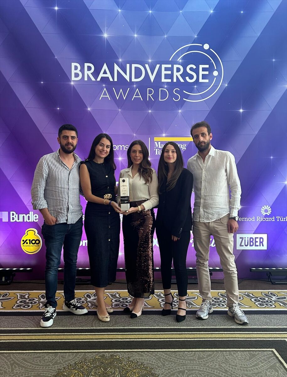 A101'e Brandverse Awards'da 'Zincir Marketler' kategorisinde altın ödül