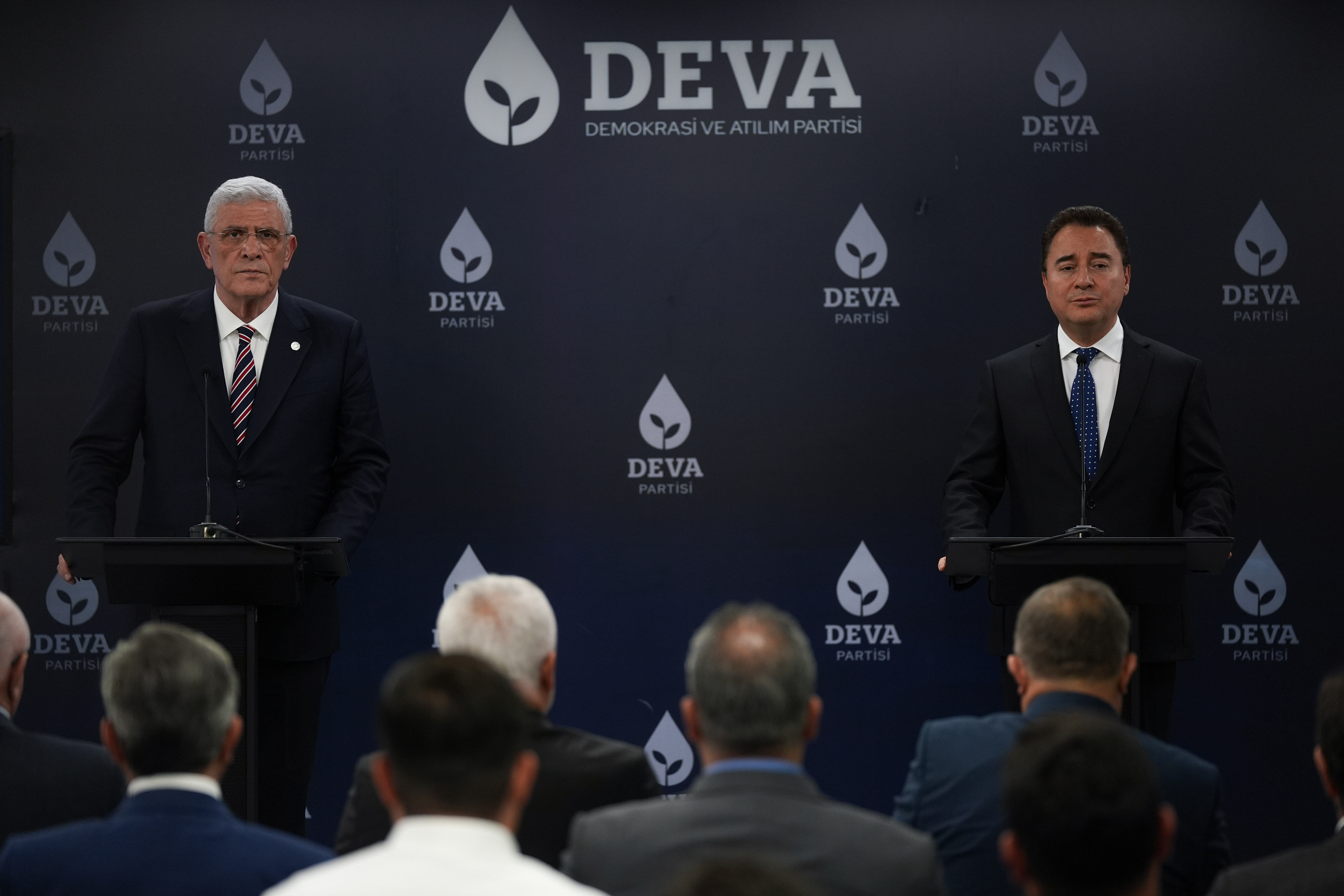 İYİ Parti Genel Başkanı Dervişoğlu, DEVA Partisi Genel Başkanı Babacan'ı ziyaret etti: