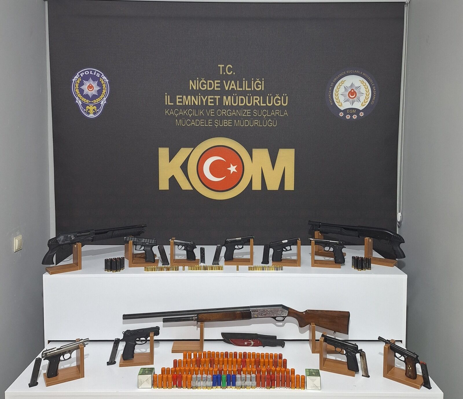 Niğde'de ruhsatsız silah operasyonunda 16 zanlı yakalandı