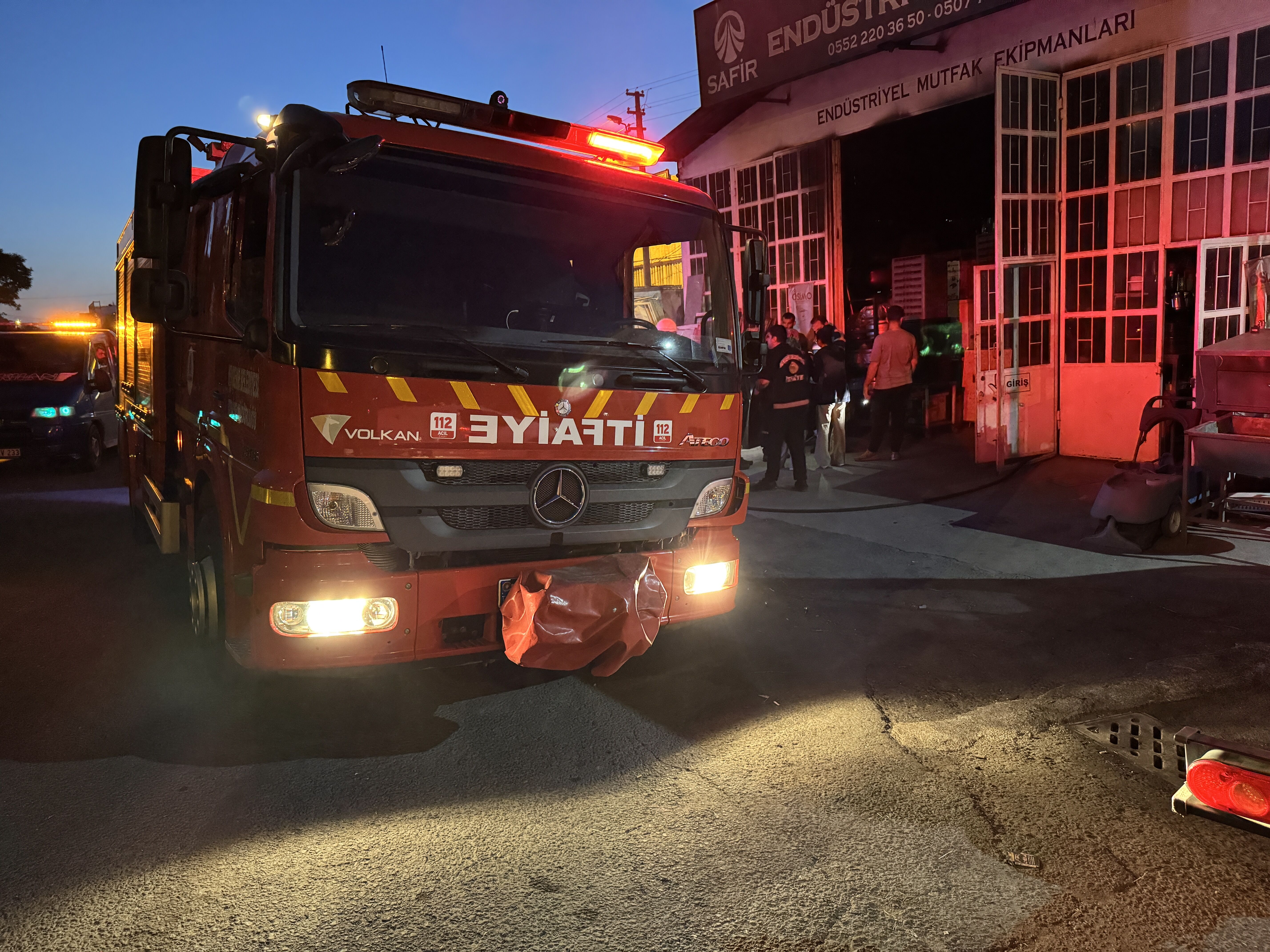 Nevşehir'de iş yerinde çıkan yangın hasara yol açtı