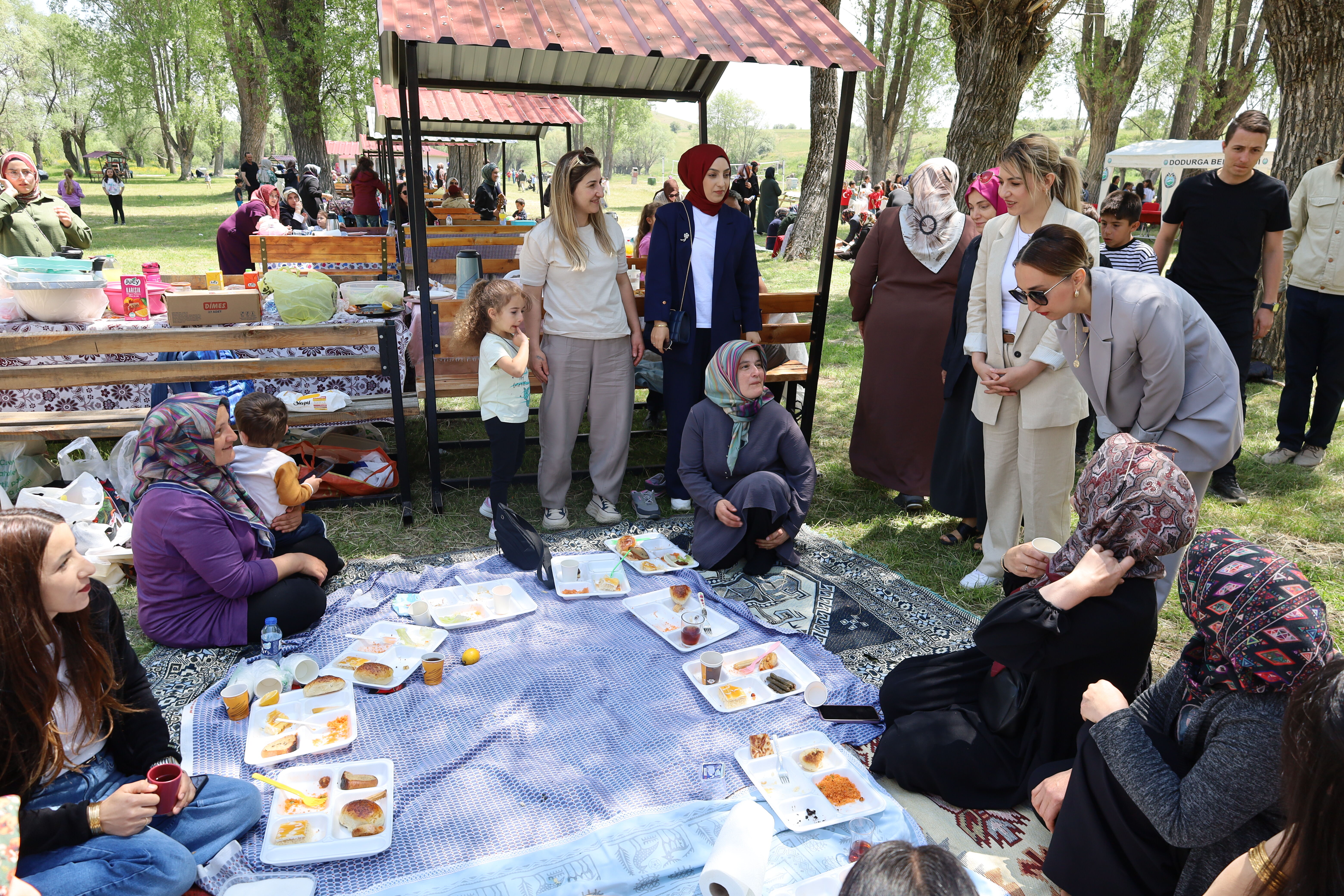 Orta'da öğretmen, öğrenci ve veliler piknik etkinliğinde buluştu