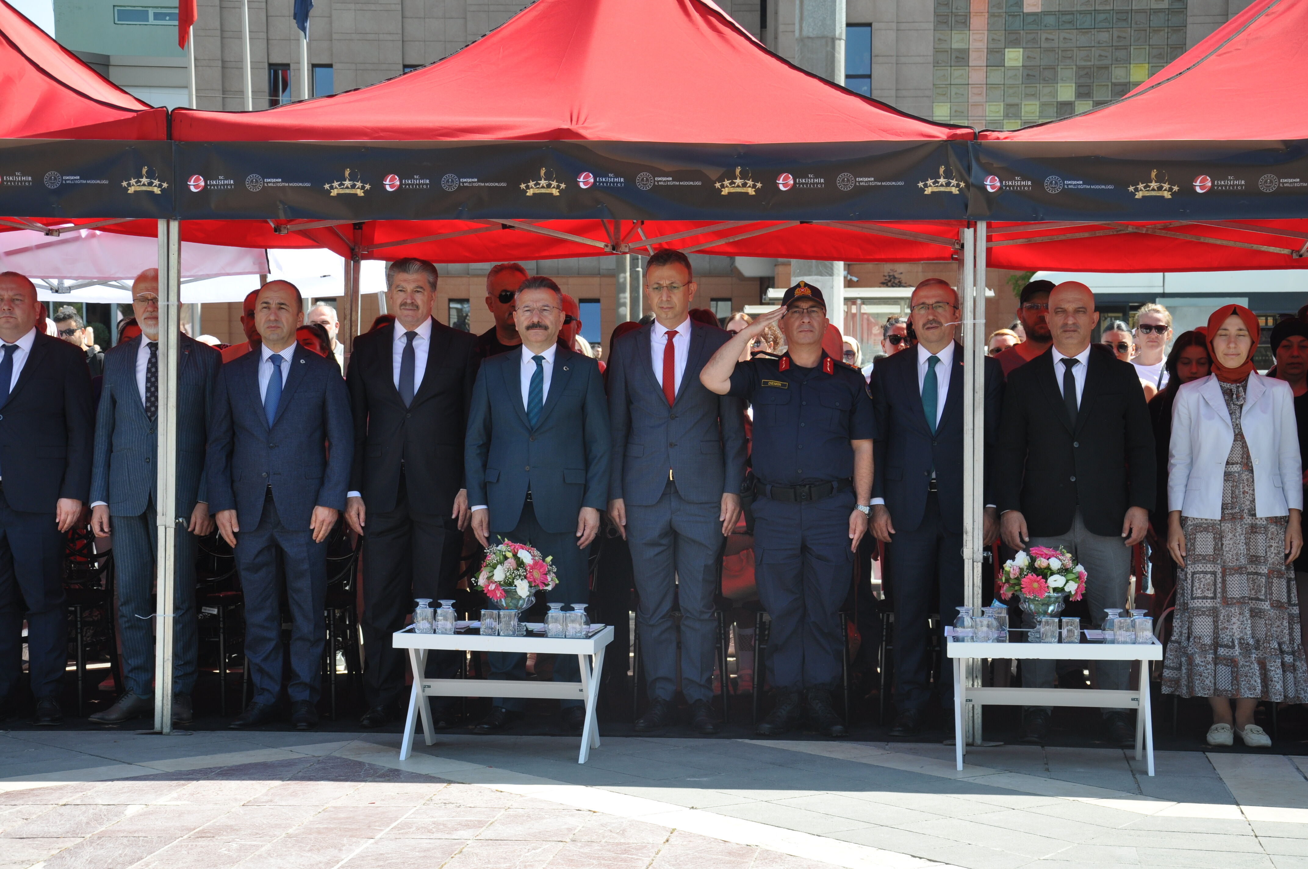 Eskişehir'de 'Türkiye Yüzyılı'nda Geleceğin Yıldızları' projesinin yıl sonu şenliği düzenlendi