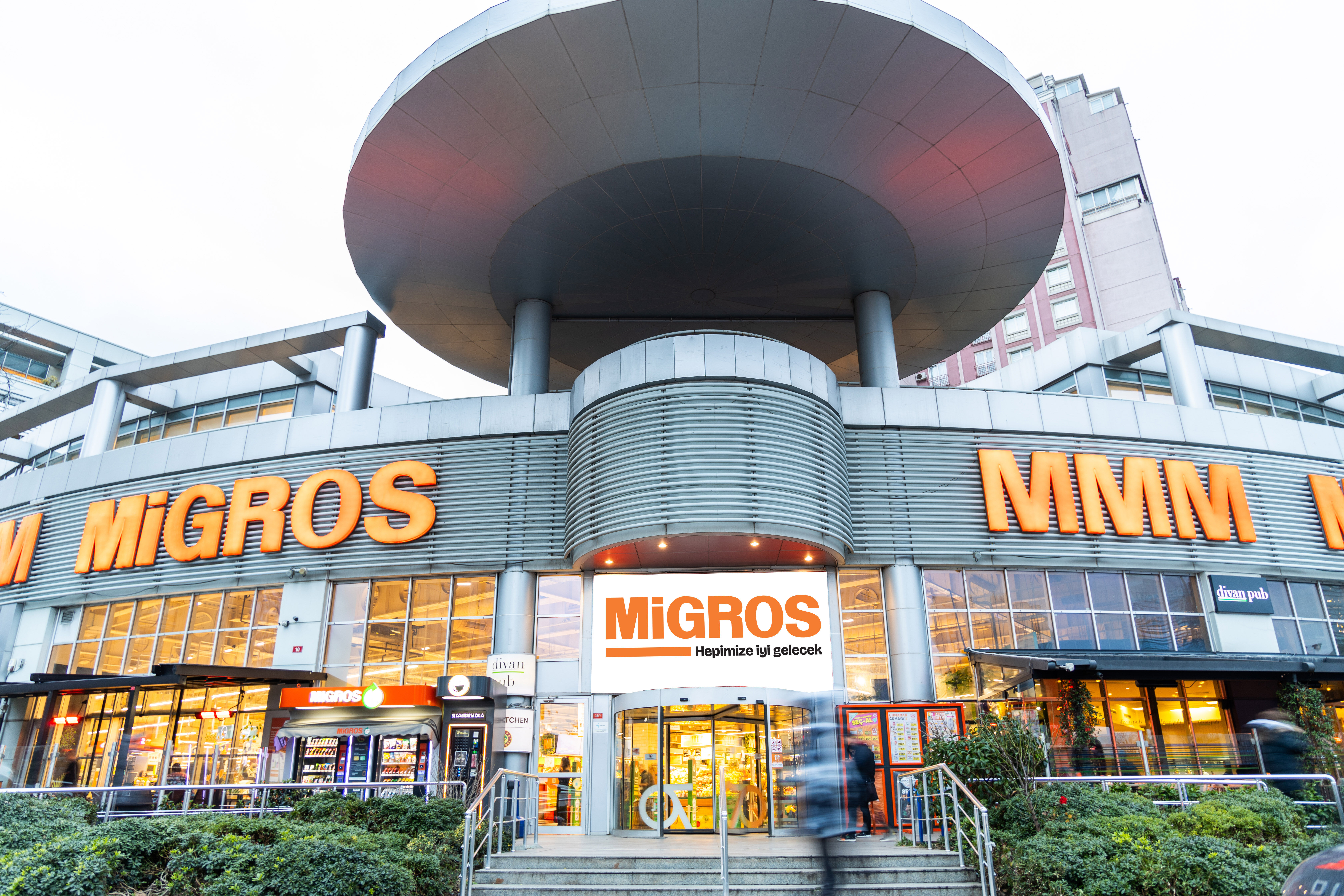 Migros, uzun vadeli ulusal kredi notunu 'AAA (tr)' olarak korudu