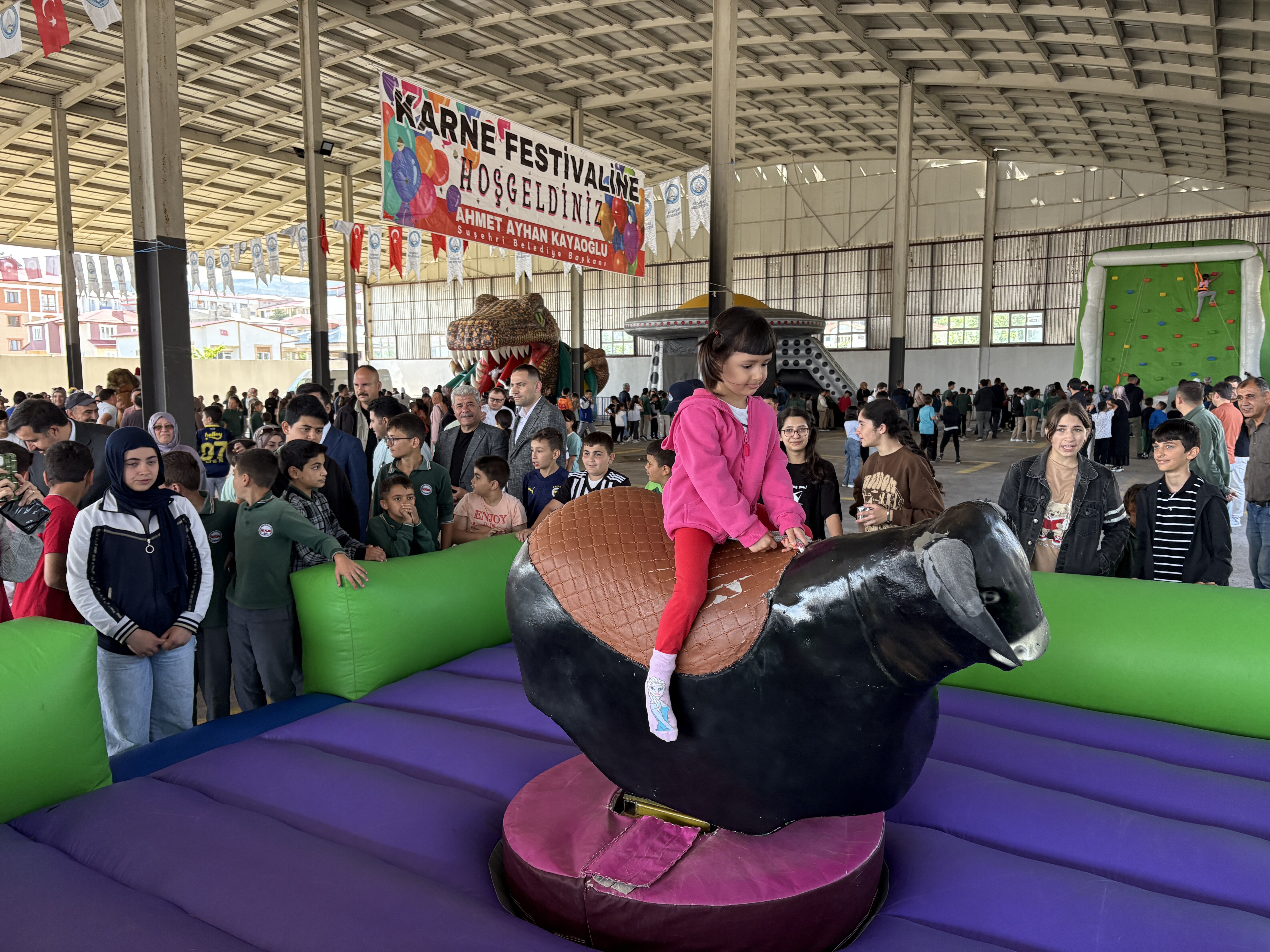 Suşehri'nde karne festivali düzenlendi