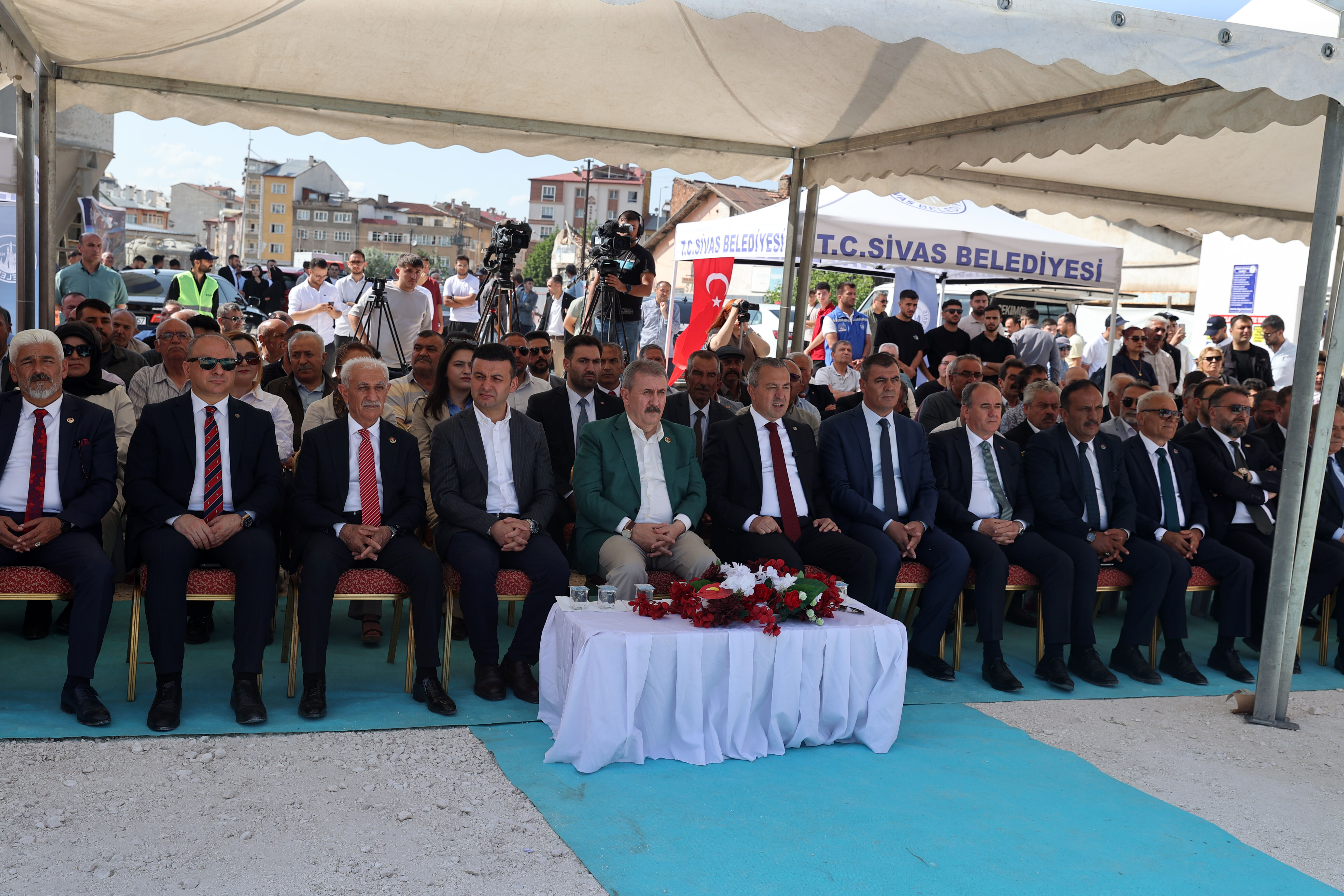 BBP Genel Başkanı Destici'den, İsrail'e tepki: