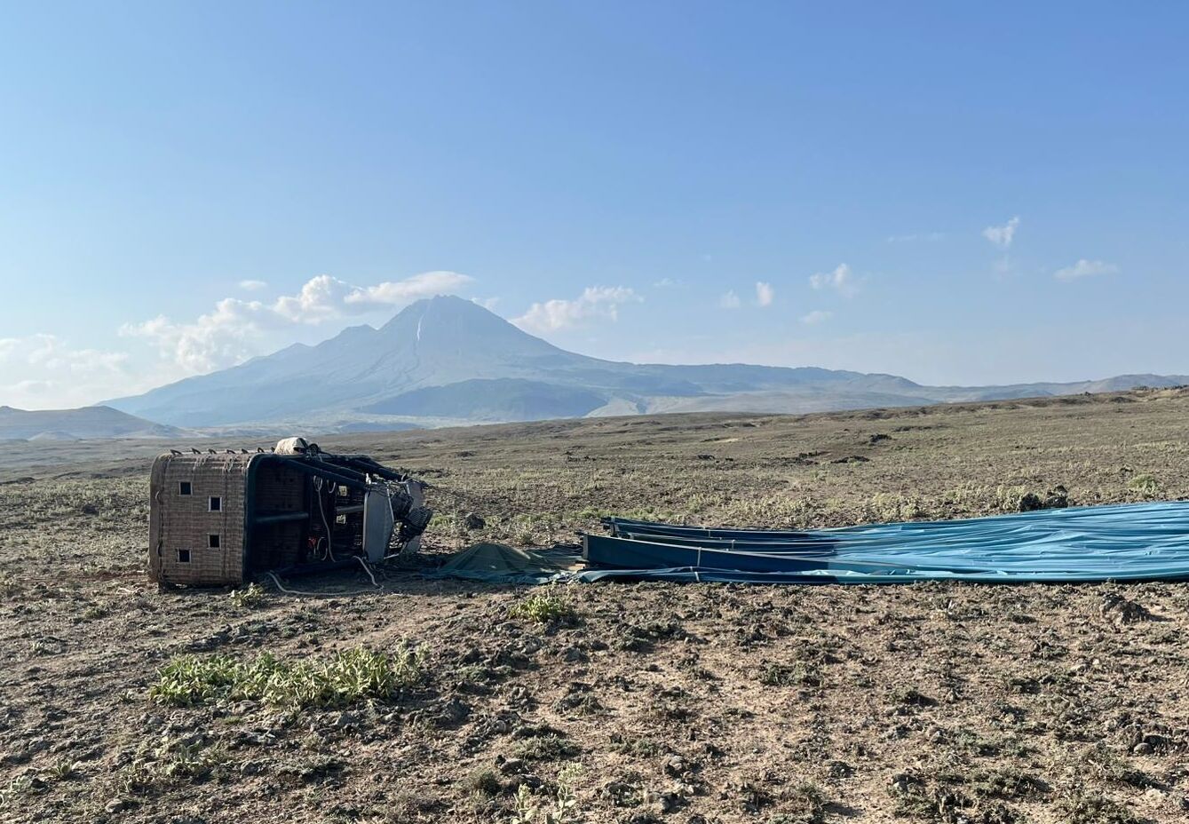 Aksaray'da sıcak hava balonu kazasında pilot hayatını kaybetti, 19 kişi yaralandı