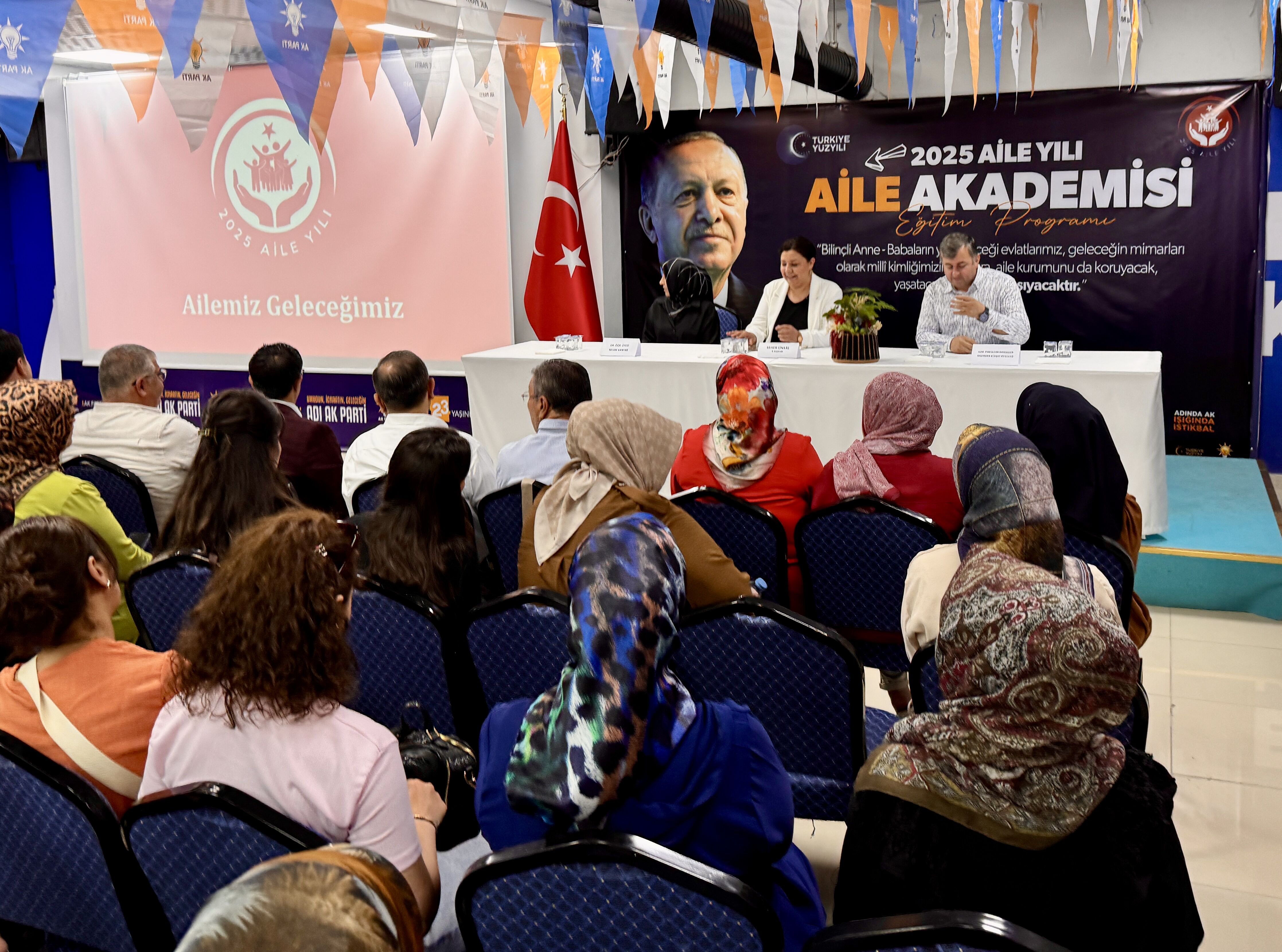 Kırşehir'de 'Aile Akademisi' eğitim programı düzenlendi