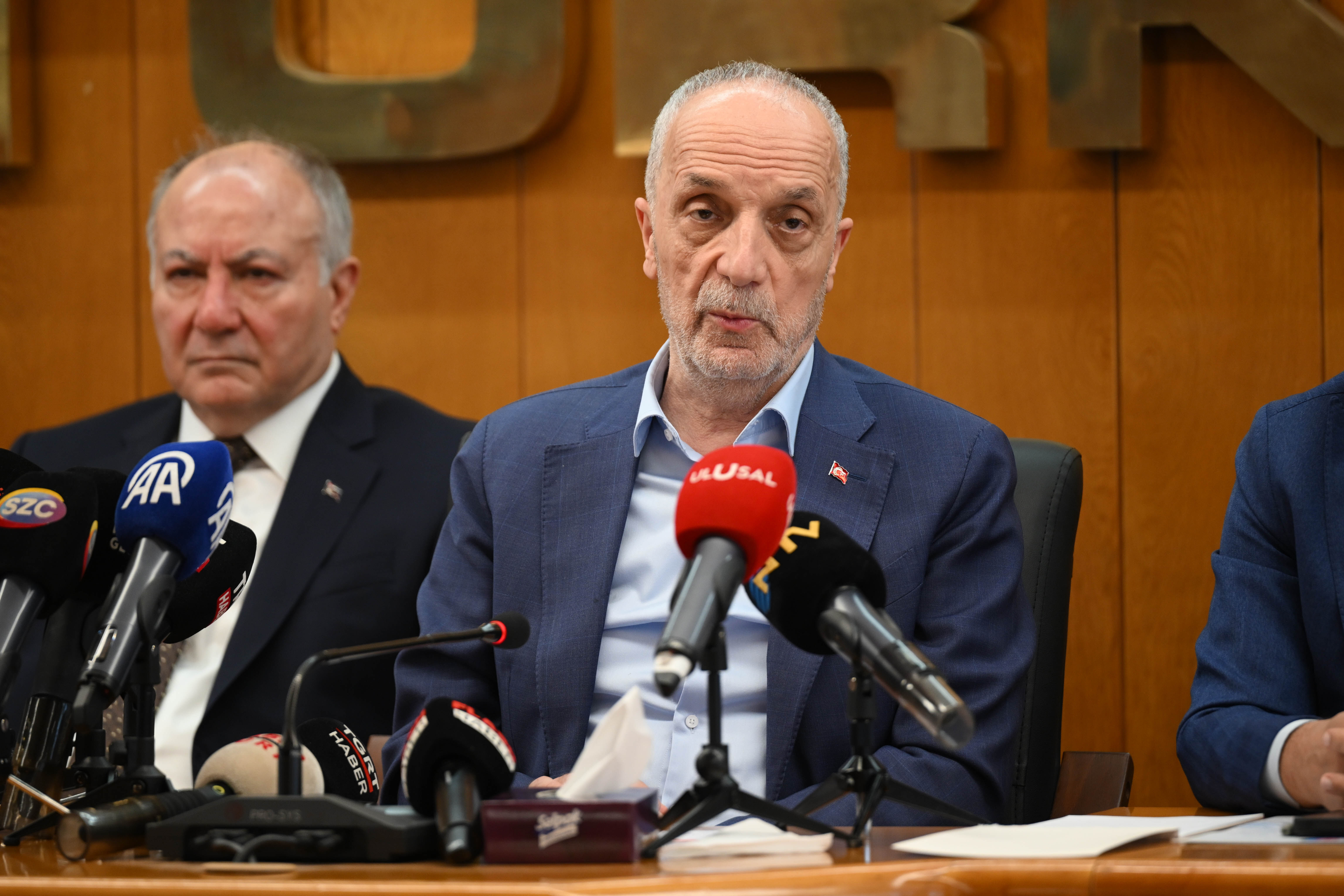 TÜRK-İŞ Genel Başkanı Atalay'dan TÜHİS'in kamu işçilerine yönelik zam teklifine ilişkin açıklama:
