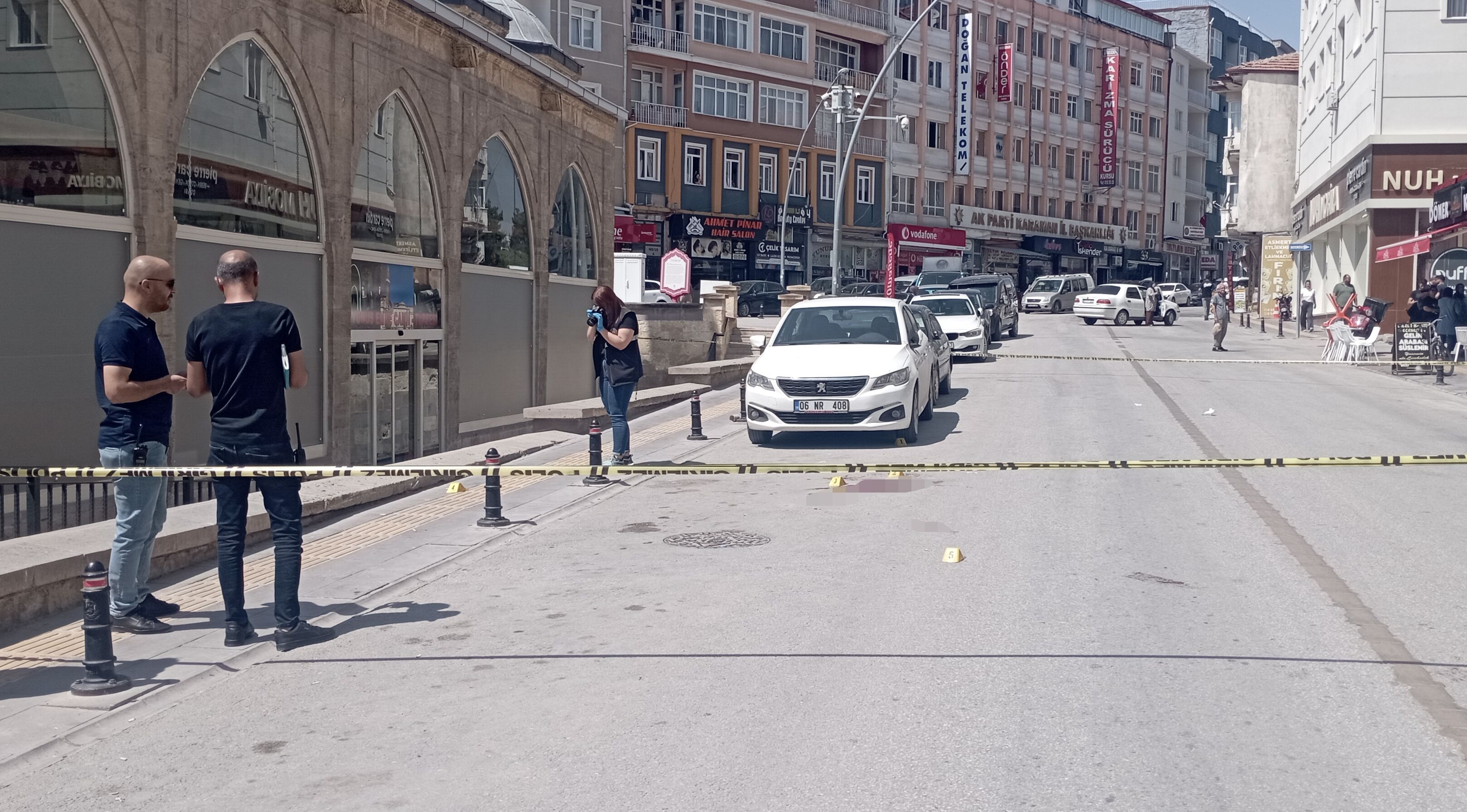 Karaman'da çıkan kavgada başına darbe alan kişi ağır yaralandı