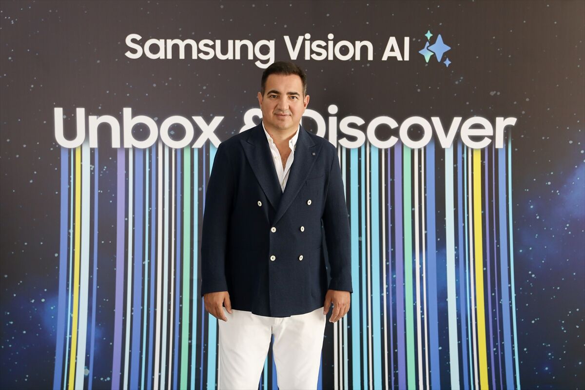 Samsung yapay zeka özellikli yeni televizyon serisini Türkiye'deki kullanıcılarıyla buluşturdu
