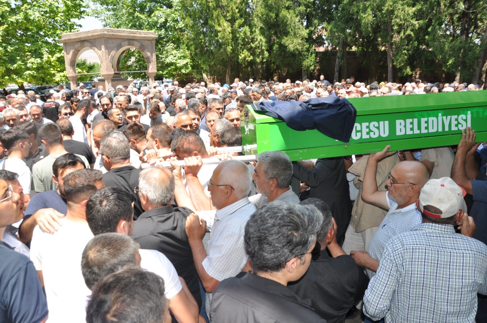 Yaşamını yitiren AK Parti İncesu İlçe Yönetim Kurulu Üyesi Ahmet Kızılışık, toprağa verildi
