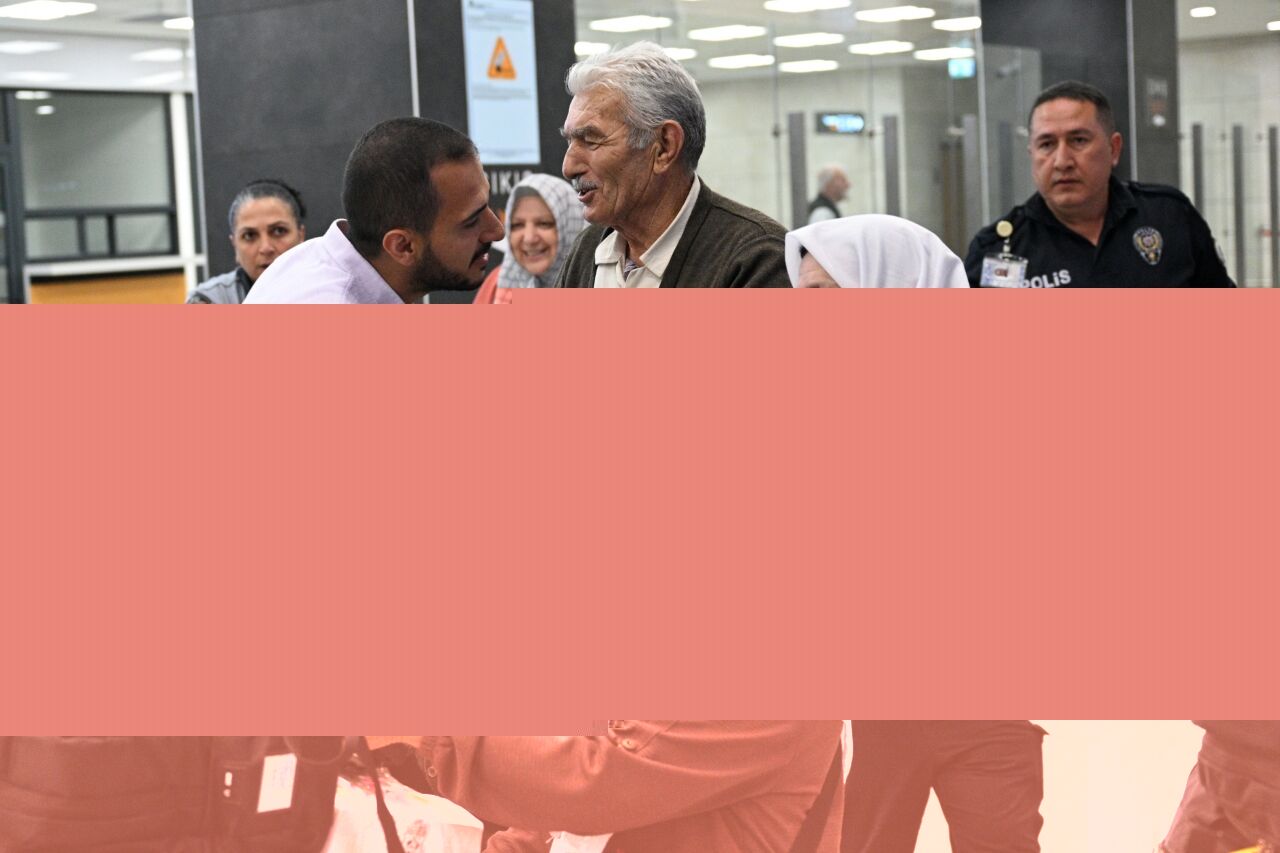Hac ibadetini tamamlayan hacıların bazıları Kayseri'ye geldi