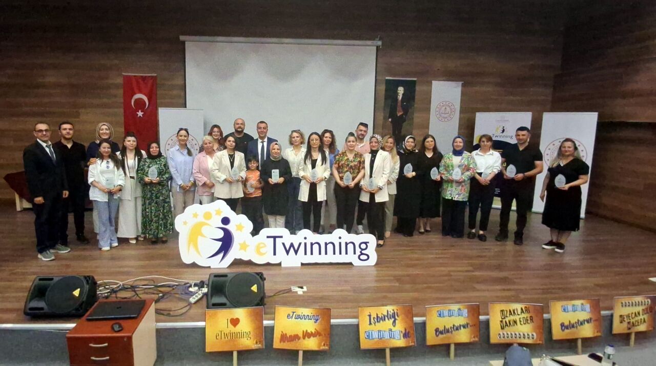 Beypazarı'nda eTwinning Projesi kapsamında ödül töreni düzenlendi