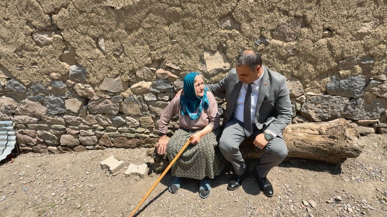 Akıncılar Belediye Başkanı Sevinç, vatandaşlarla bayramlaştı