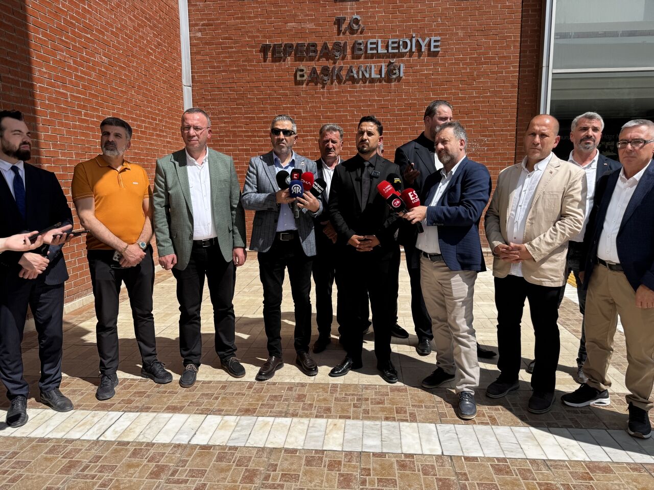 AK Parti Tepebaşı İlçe Başkanı Kaya'dan Tepebaşı Belediyesi'ni eleştiri