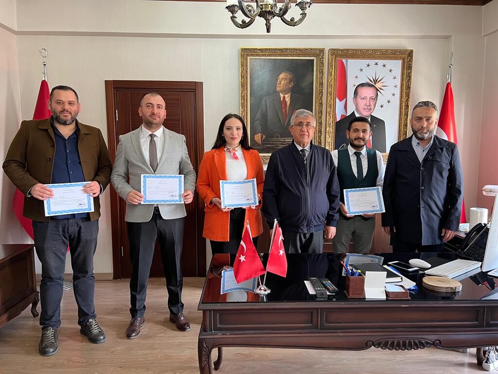 Çankırı’da Gençlik Konseri'ne katkı sunan öğretmenlere başarı belgesi verildi