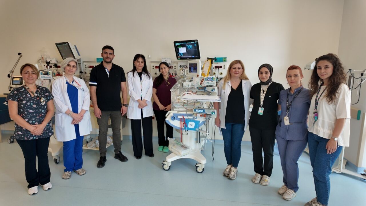 Eskişehir'de diyaframında delik bulunan bebek ameliyatla sağlığına kavuştu