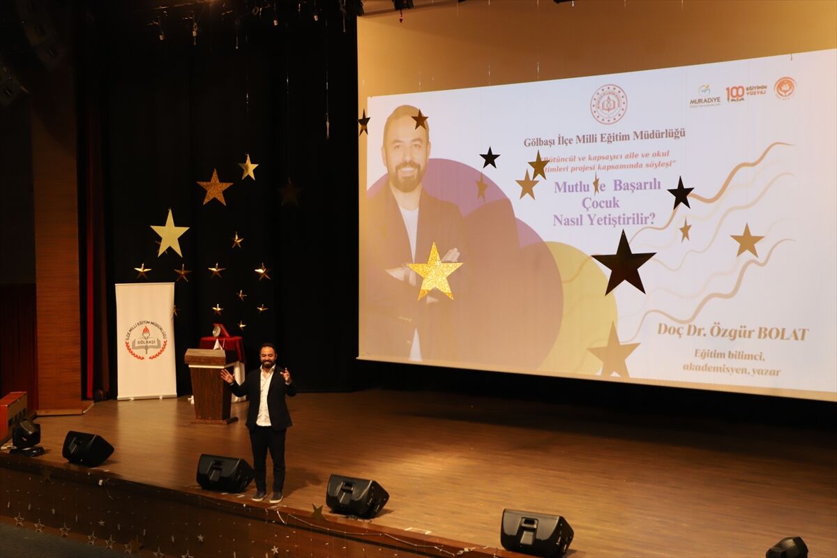 Gölbaşı'nda söyleşi düzenlendi