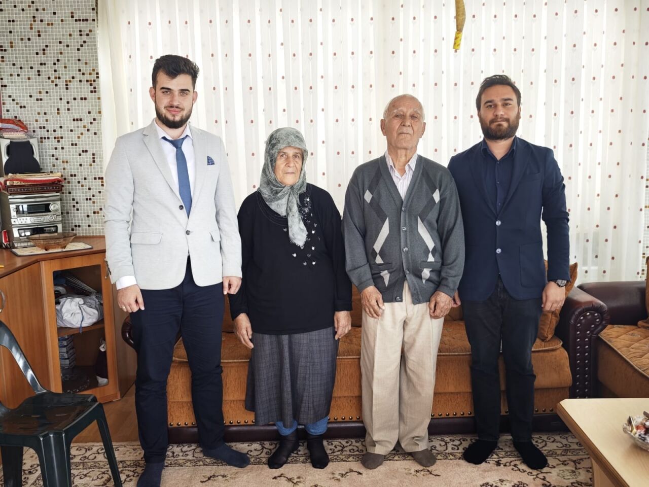 Gemerek'te hastaneye panoramik röntgen cihazı bağışlayan aile ziyaret edildi