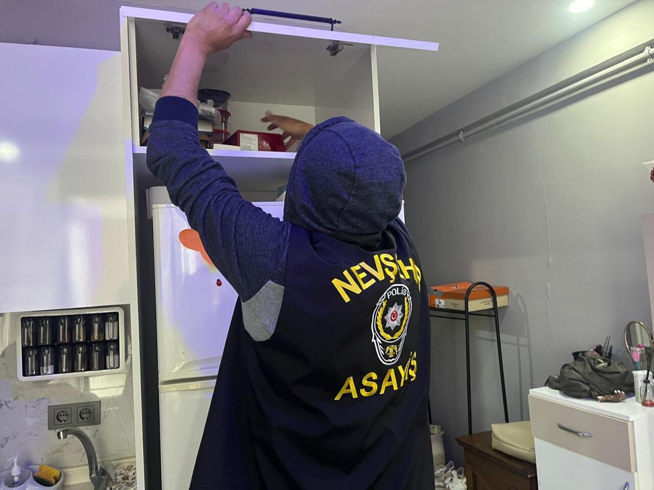Nevşehir'de fuhuş operasyonunda 3 şüpheli gözaltına alındı