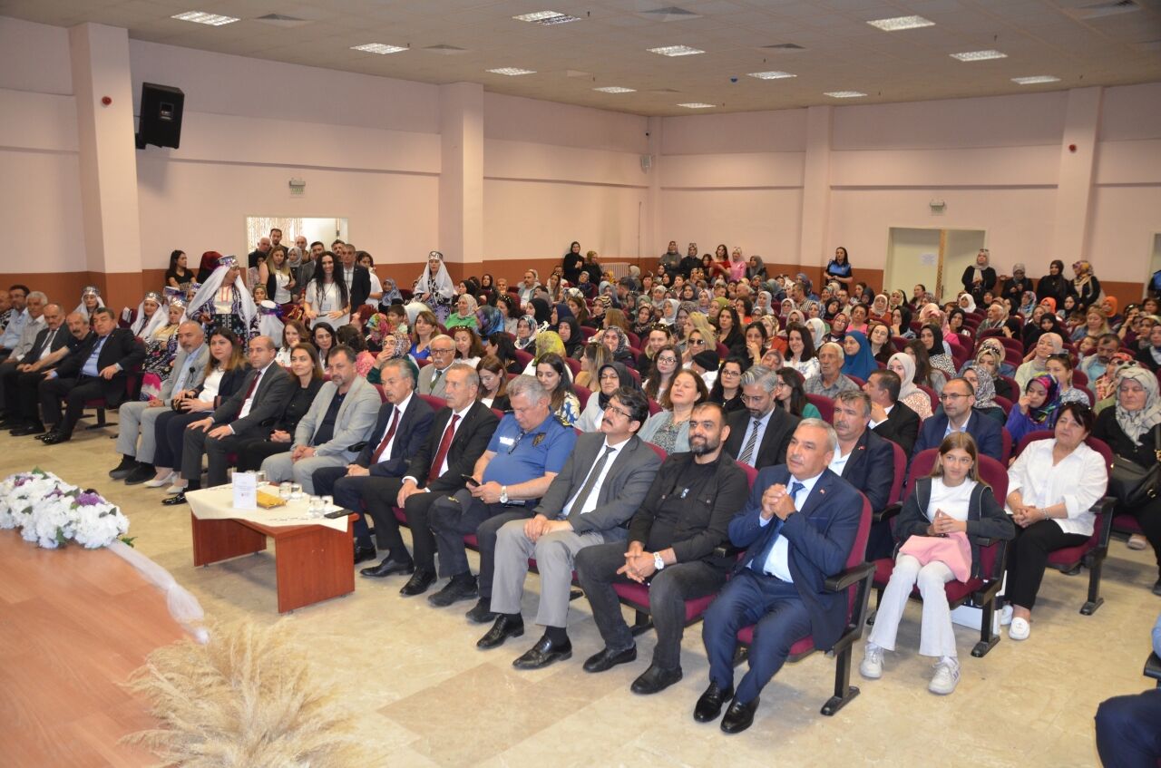 Kahramankazan'da "Hayat boyu öğrenme şenlikleri" düzenlendi