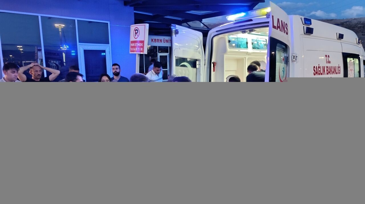Yozgat'ta bıçaklı kavgada 1 kişi ağır yaralandı