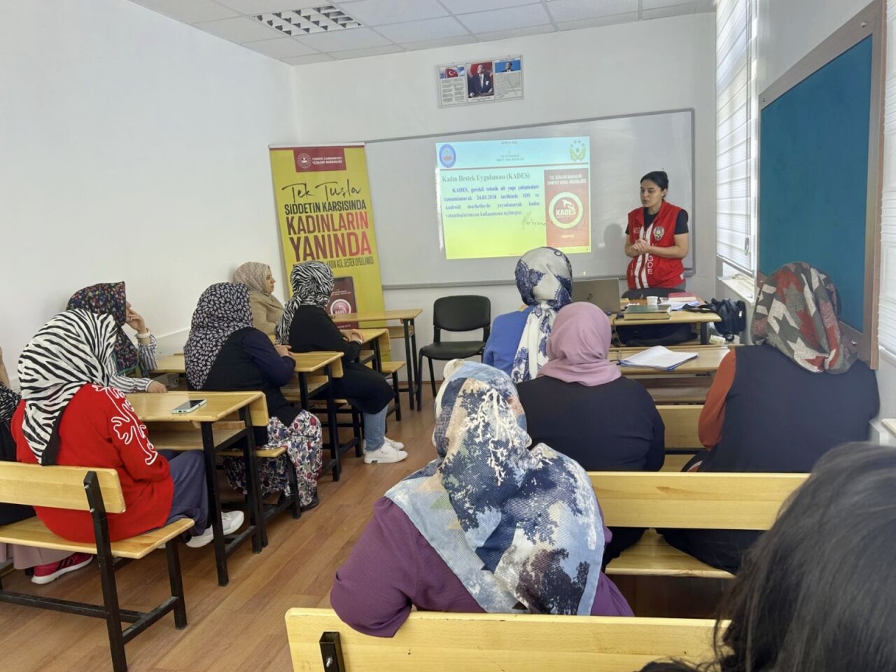 Niğde'de kadınlara KADES anlatıldı