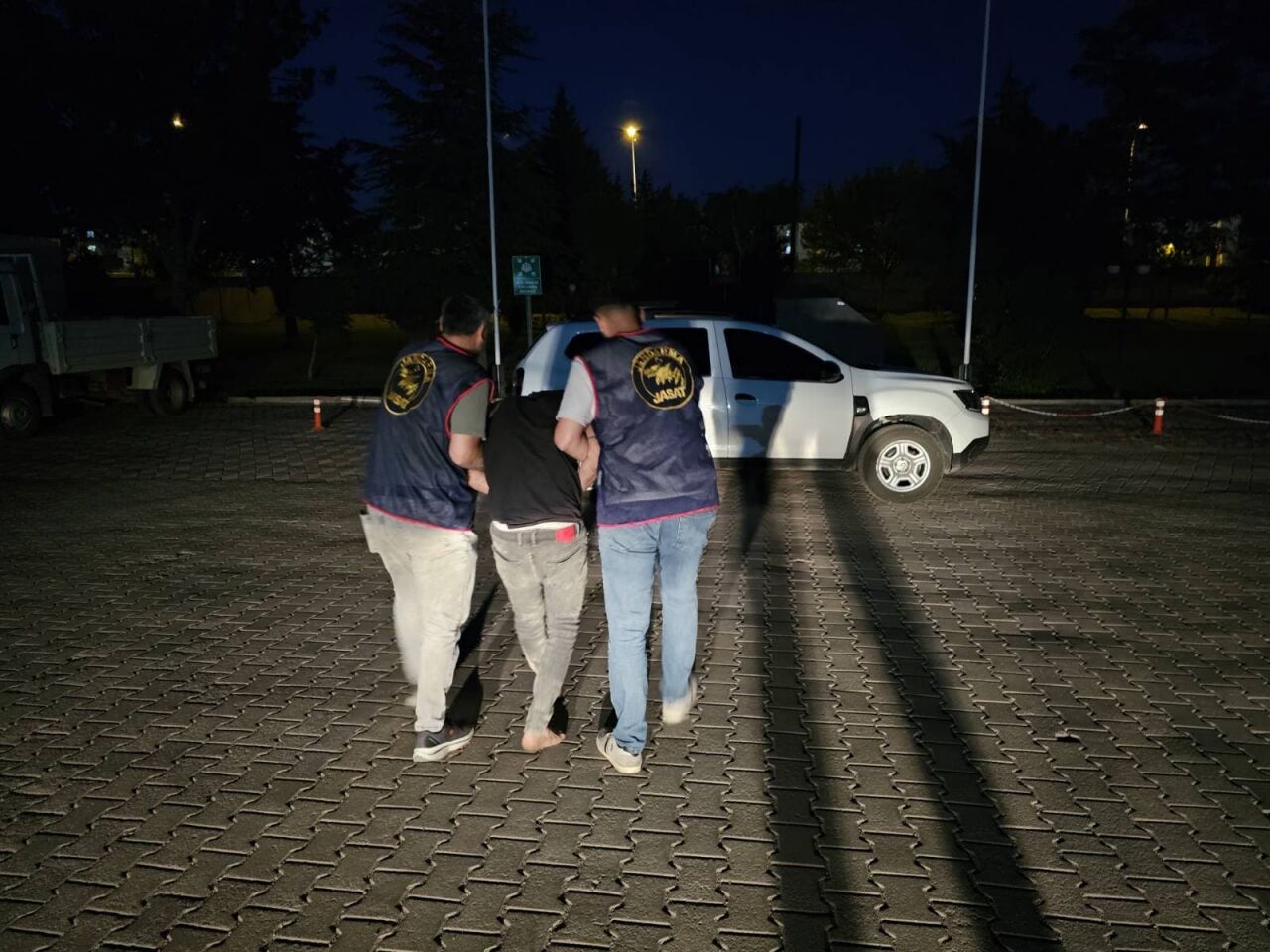 Yozgat'ta çalınan otomobil Aksaray'da bulundu