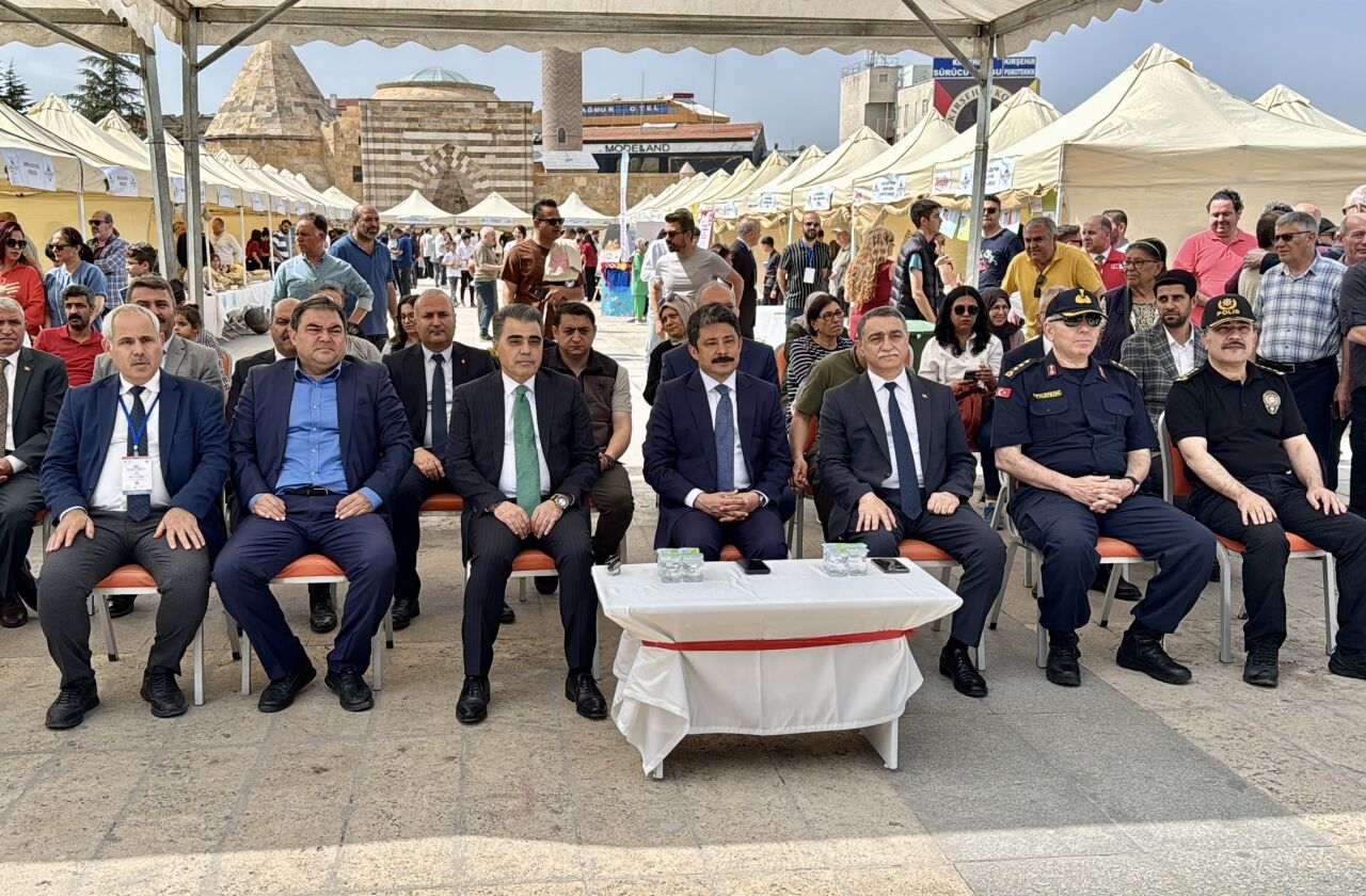 Kırşehir'de "Cacabey Uzay ve Bilim Şenliği" başladı