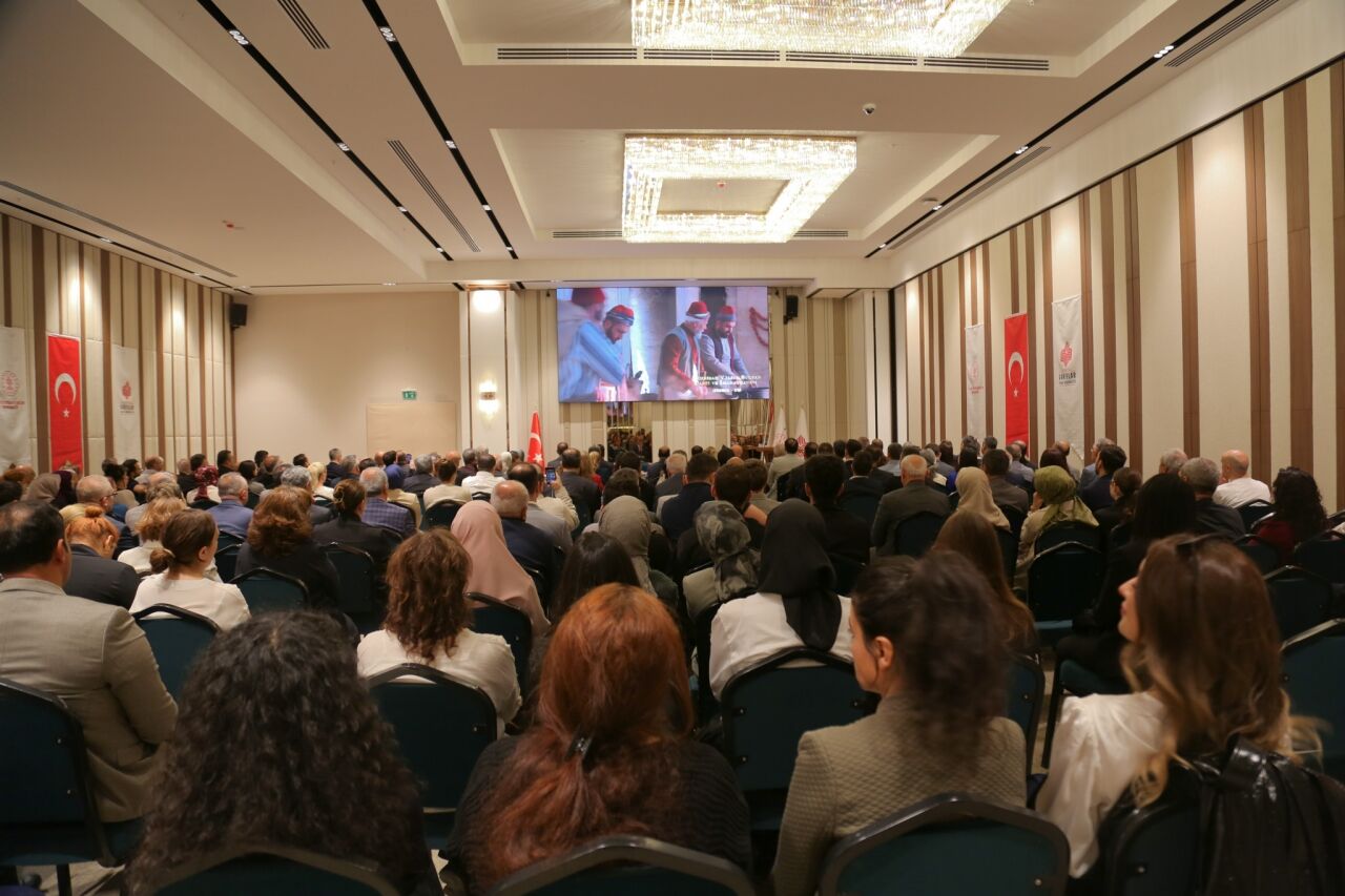 Vakıflar Genel Müdürlüğünce "Vakıf ve Aile" paneli düzenlendi