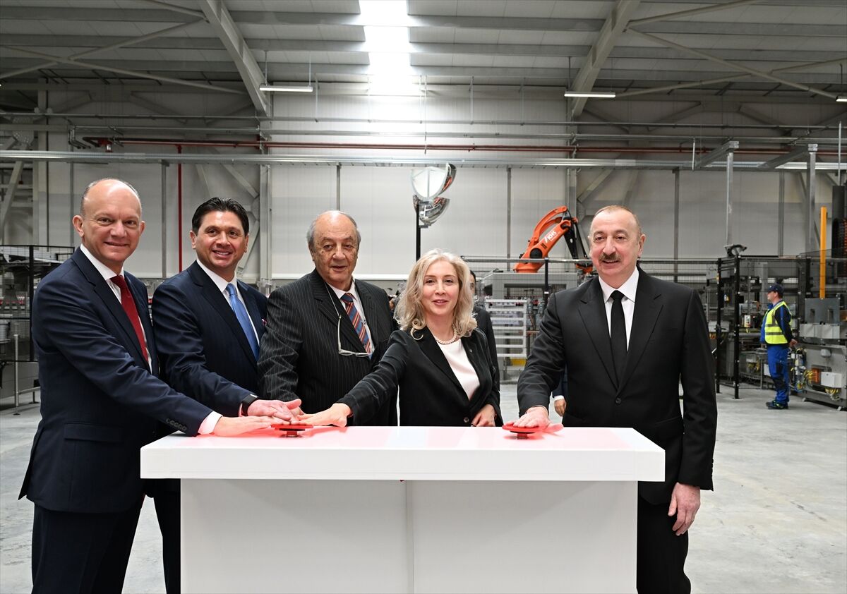 Coca-Cola İçecek Azerbaycan'daki ikinci fabrikasını açtı
