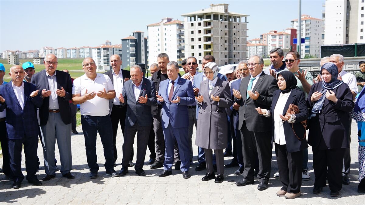 AK Parti Ankara Milletvekili Çam, Polatlı'da programlara katıldı
