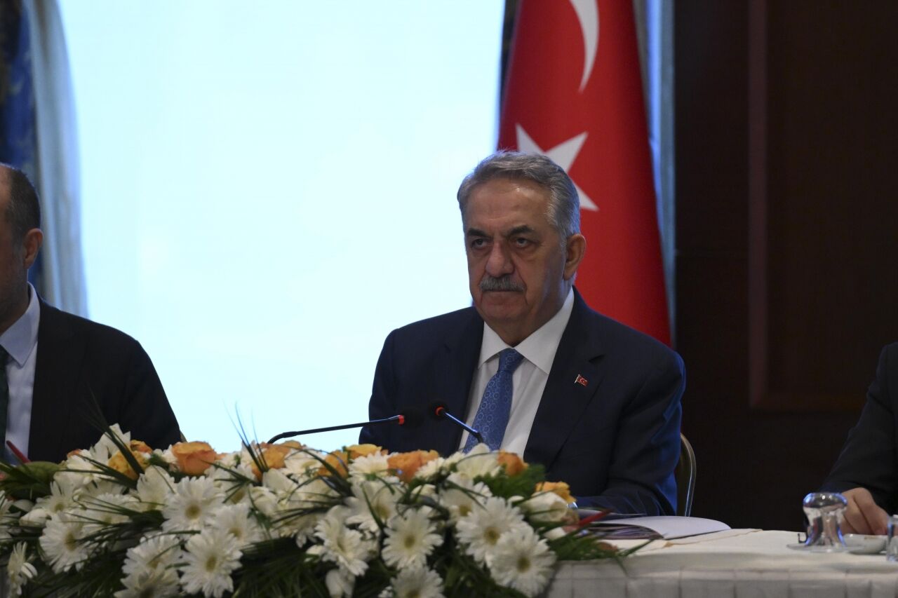 AK Parti'nin "Yeni Anayasa Çalıştayı"nın dördüncüsü başladı