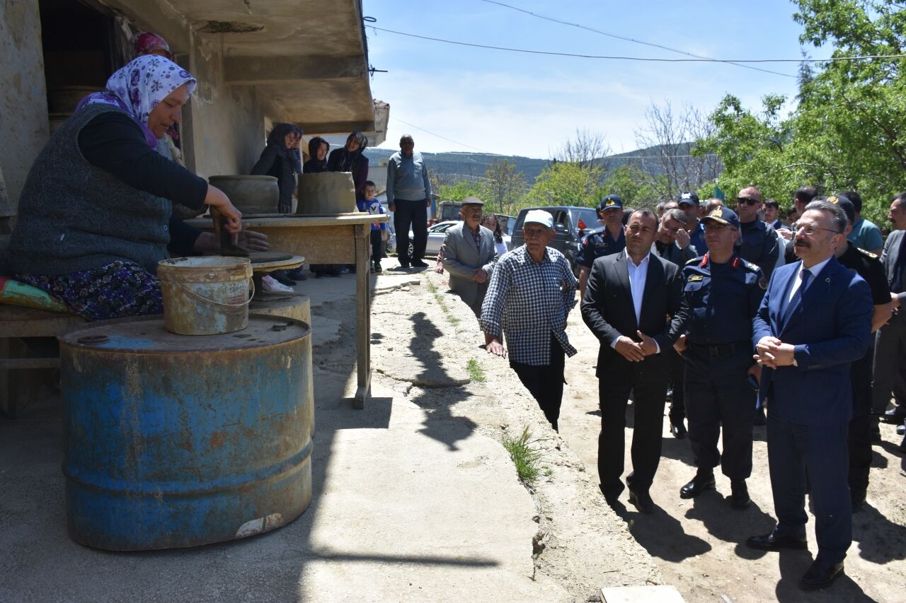 Eskişehir Valisi Aksoy, Mihalıççık'ı ziyaret etti