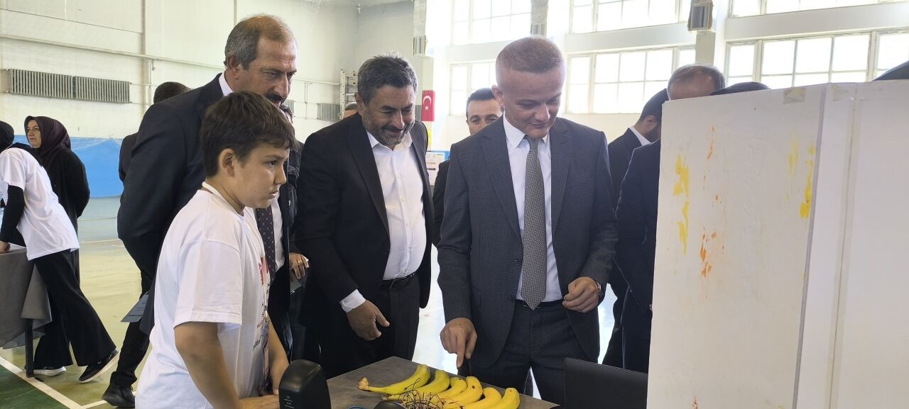 Orta'da TÜBİTAK 4006 Bilim Fuarı açıldı