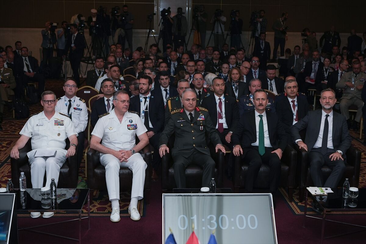 Genelkurmay Başkanı Orgeneral Gürak, NATO Çoklu Ortam Harekatı Konferansı'nda konuştu: