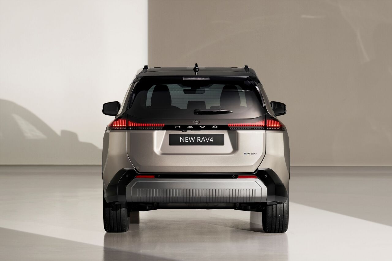 Toyota yeni nesil RAV4'ün dünya prömiyerini gerçekleştirdi