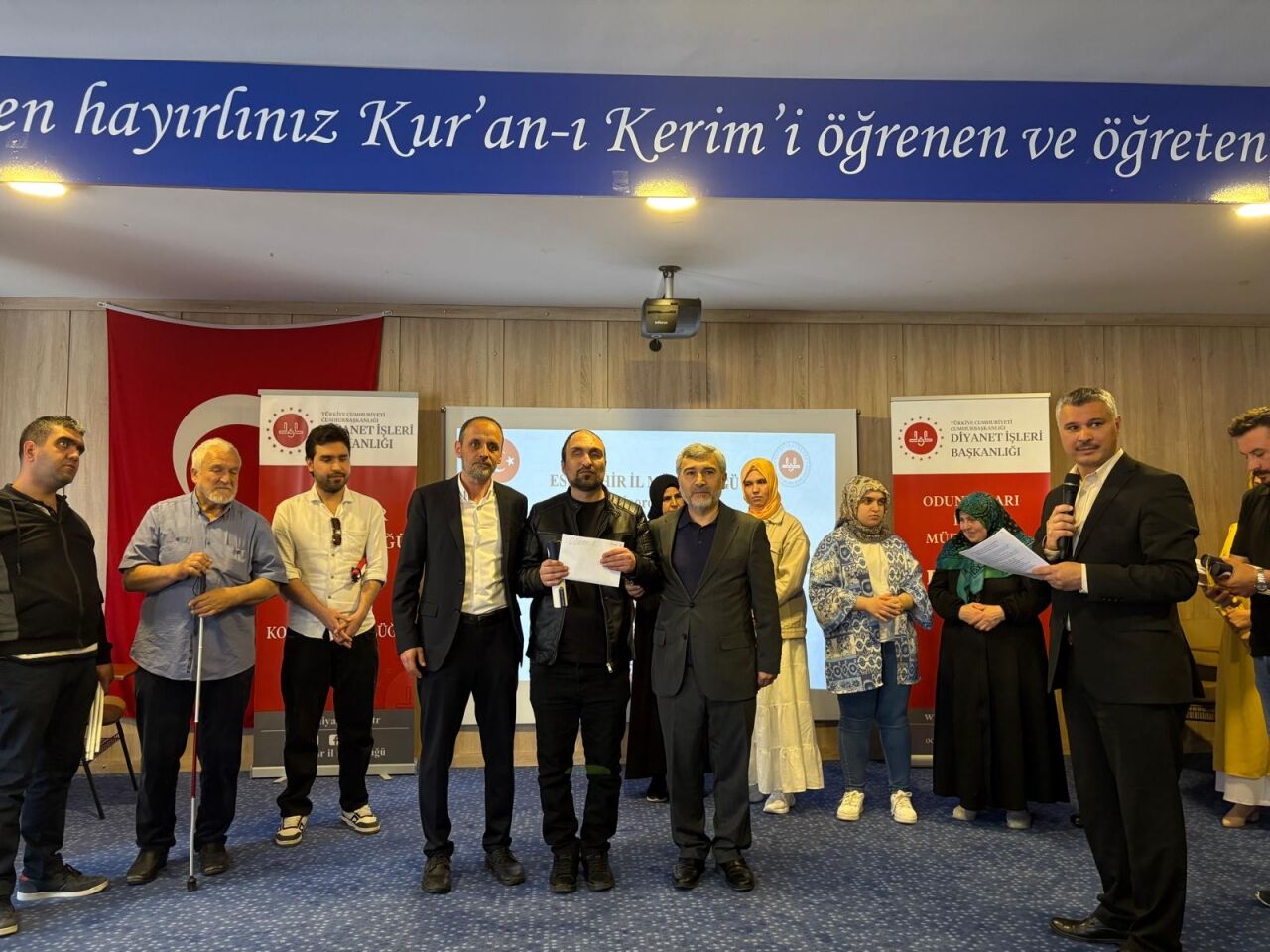Eskişehir'de "İşitme Engelli Bireylere Yönelik Temel Dini Bilgiler Yarışması" gerçekleştirildi