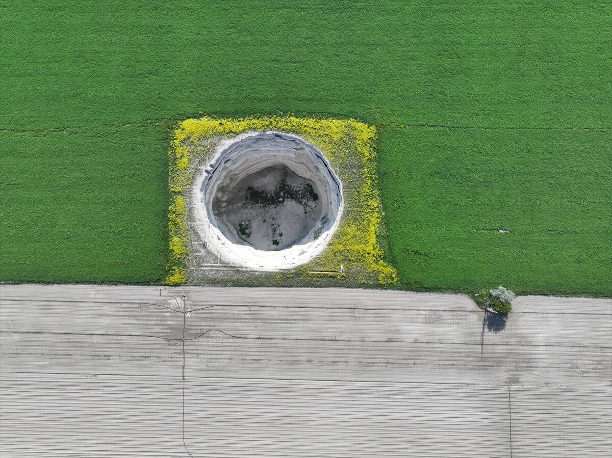 GRAFİKLİ - Kurak geçen kışın ardından düşen bahar yağışları obruk riskini artırıyor