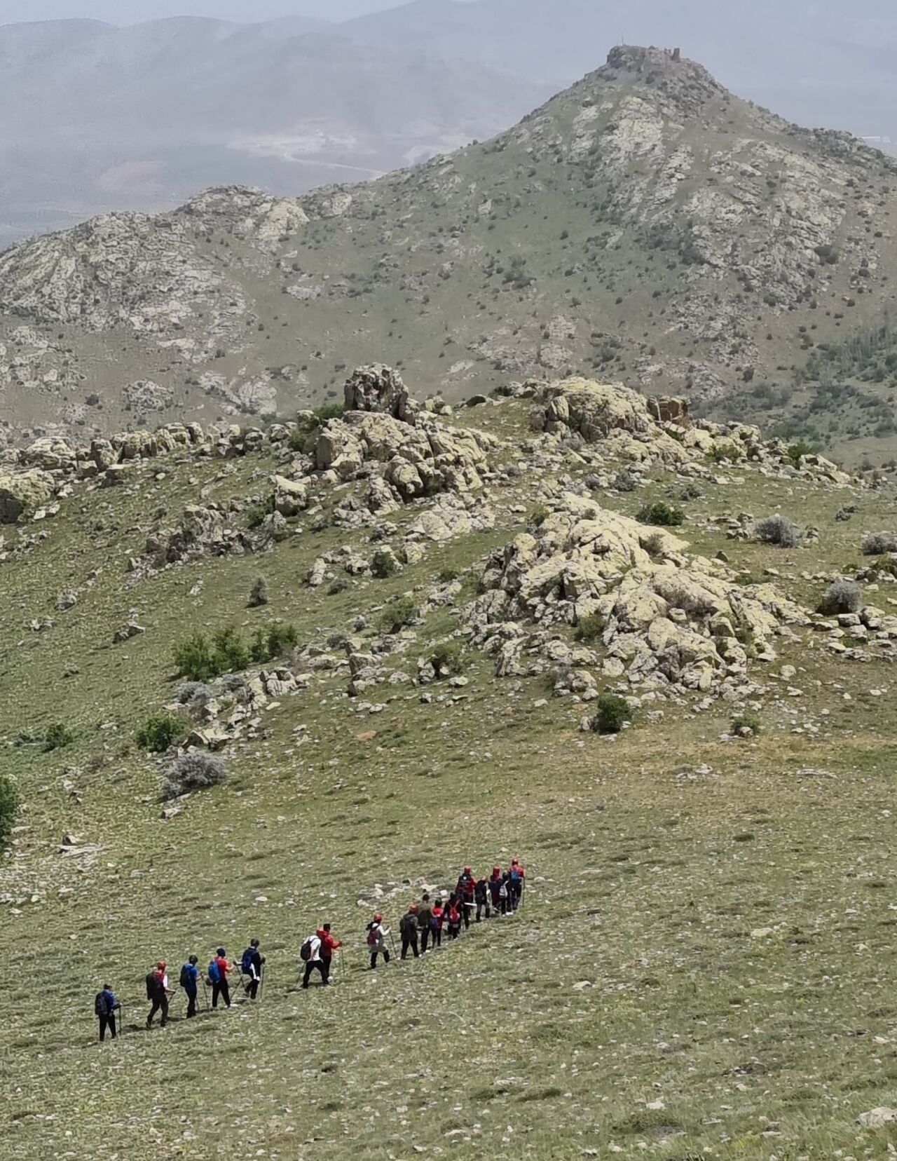 Kırşehir'de dağcılar "19 Mayıs"ı 1530 rakımlı zirvede kutladı