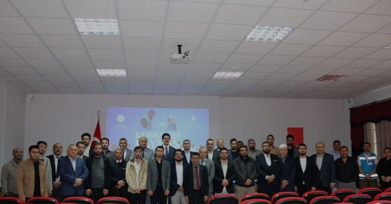 Ulaş Kaymakamı Eskimez müftülük çalışanlarıyla bir araya geldi