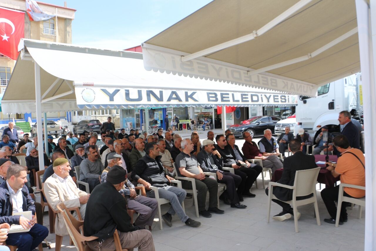 Yunak Belediye Başkanı Günaltay, vatandaşların sorularını yanıtladı