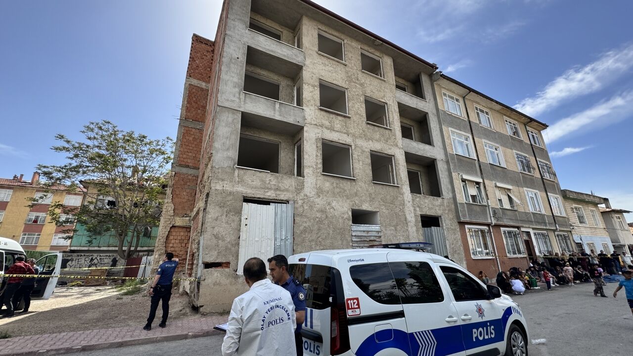 Konya’da inşaat halindeki binada ceset bulundu