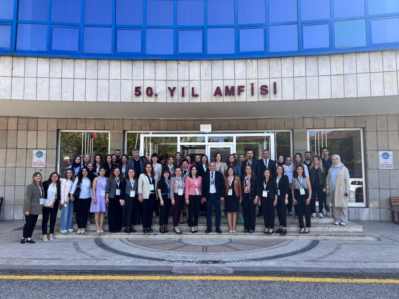 Başkentte "Çocuk Acil ve Çocuk Yoğun Bakım Hemşireliği Sempozyumu" düzenlendi
