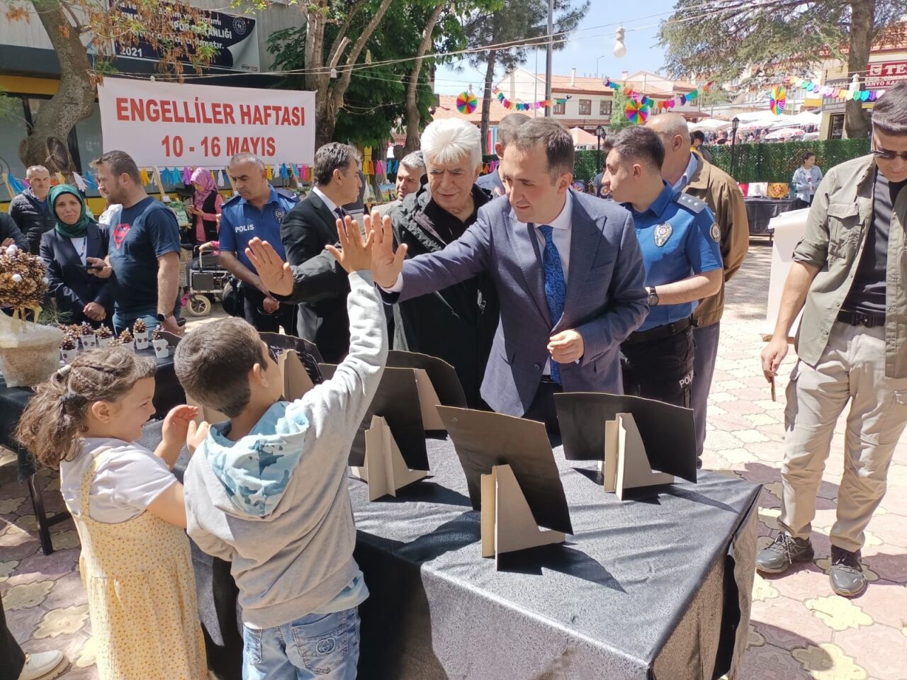 Konya'da Engelliler Haftası kapsamında sergi düzenlendi