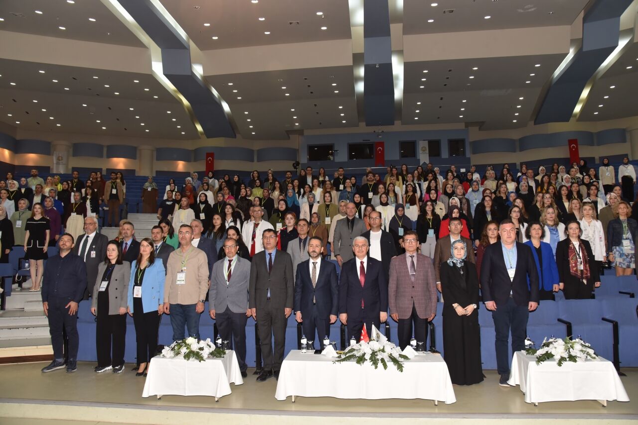 Konya'da 3. Beslenme ve Metabolizma Sempozyumu başladı